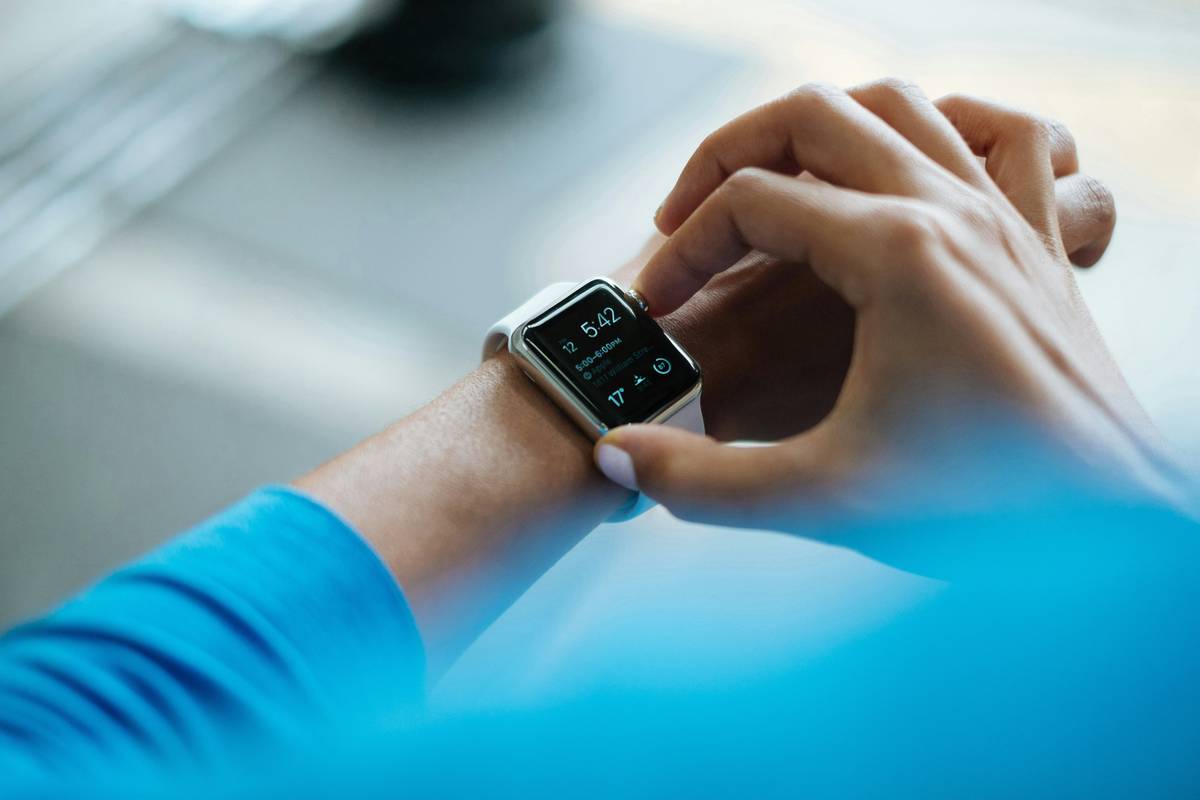 News Update Watch: Why Your Smartwatch Might Be the Ultimate Info Hub (And How to Actually Use It)
