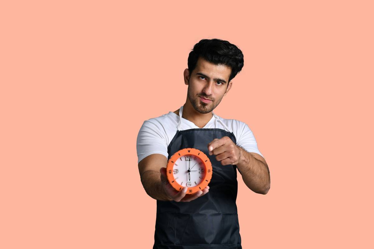 Tool Watch Study: Why Engineers, Pilots, and Outdoor Pros Still Rely on Calculator Watches in 2024