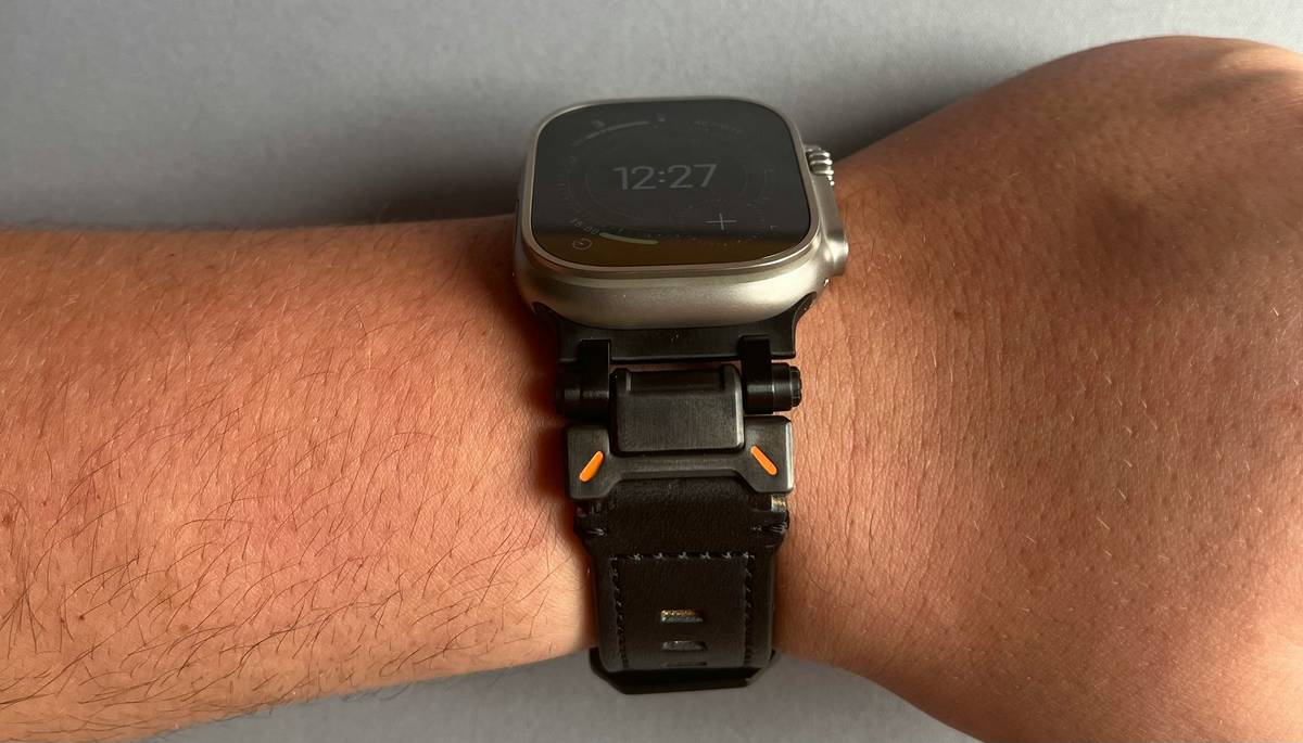 innovation watch report showing side-by-side comparison of calculator interfaces on smartwatches